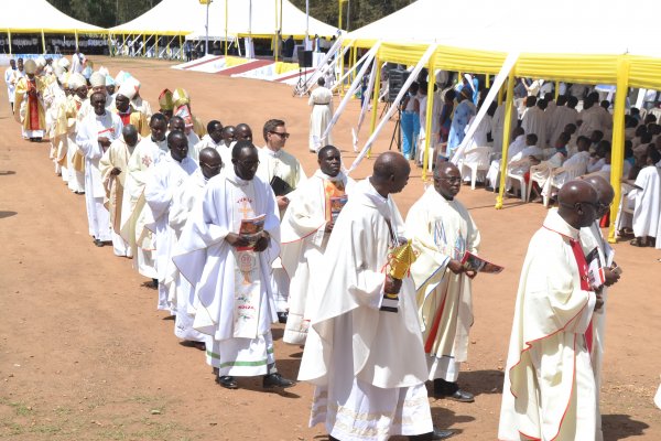 Célébration du 1er centenaire du sacerdoce au Rwanda.